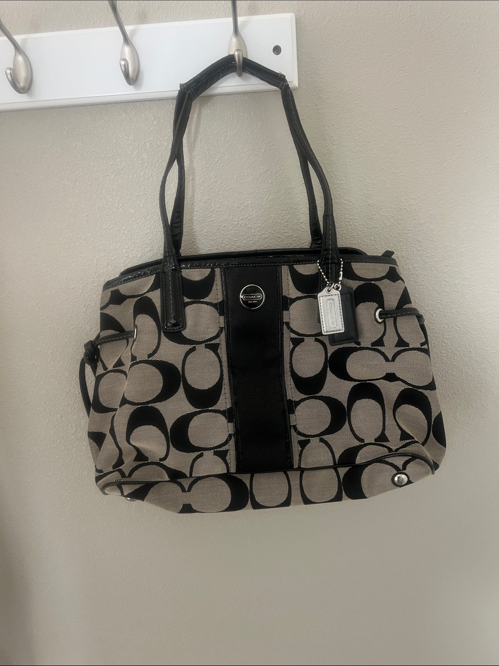 Coach Signature Brown Y2K shoulder bag